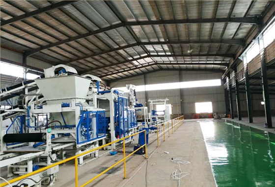 透水磚機設(shè)備