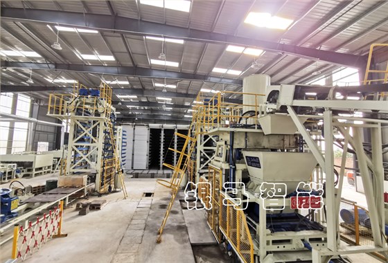 路面透水磚設備生產(chǎn)前及生產(chǎn)中的操作要求有哪些？