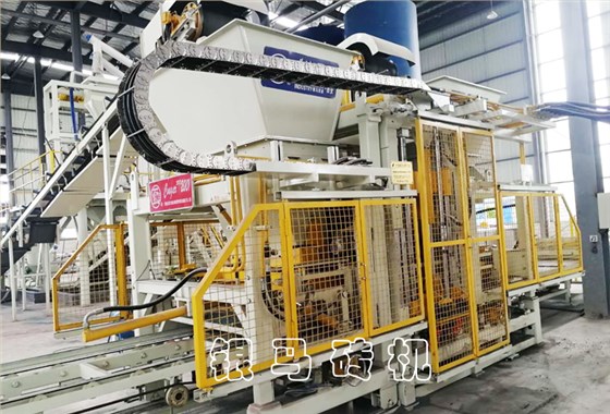 建筑用磚生產(chǎn)線：免燒磚機(jī)械生產(chǎn)中的兩種不安全狀態(tài)，你占那條？