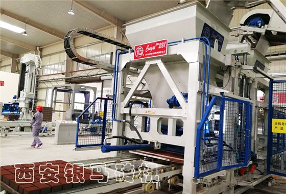 透水磚機(jī)設(shè)備生產(chǎn)線與眾不同的生產(chǎn)體驗(yàn)從智能化開始！