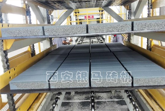 免燒磚機(jī)設(shè)備被《固廢法》收錄 落后處理工藝&ldquo;涼涼&rdquo;