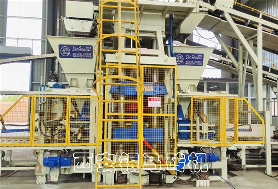 自動化水泥磚機(jī)器：連續(xù)陰雨，你的機(jī)械設(shè)備如何維護(hù)？