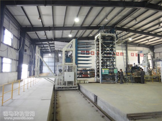 輕質(zhì)保溫砌塊磚機設(shè)備