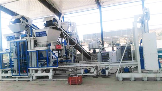  透水磚生產(chǎn)設(shè)備