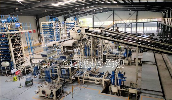 銀馬2025磚石一體機(jī)的配套設(shè)施組成與制品原材料分析