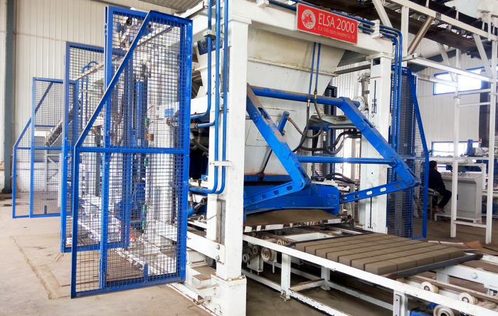 伊犁淘汰燒結(jié)磚輪窯效果明顯，傳統(tǒng)制磚業(yè)該何去何從