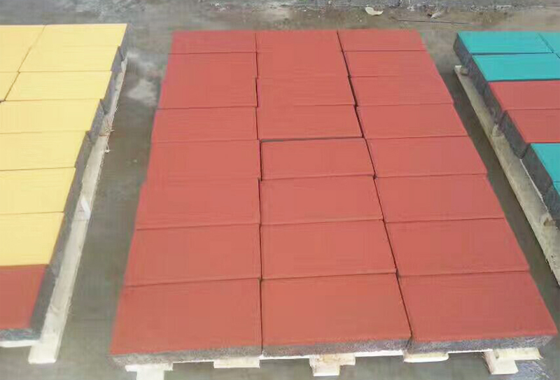 透水磚磚機(jī)創(chuàng)新中謀發(fā)展 透水磚磚機(jī)創(chuàng)新中謀發(fā)展