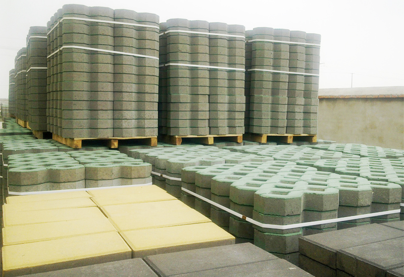 植草磚制磚機(jī)操作注意事項有哪些? 植草磚制磚機(jī)操作注意事項有哪些?