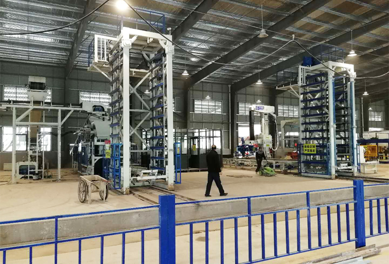 草坪磚機(jī)設(shè)備要取得長(zhǎng)遠(yuǎn)發(fā)展的策略都有哪些？