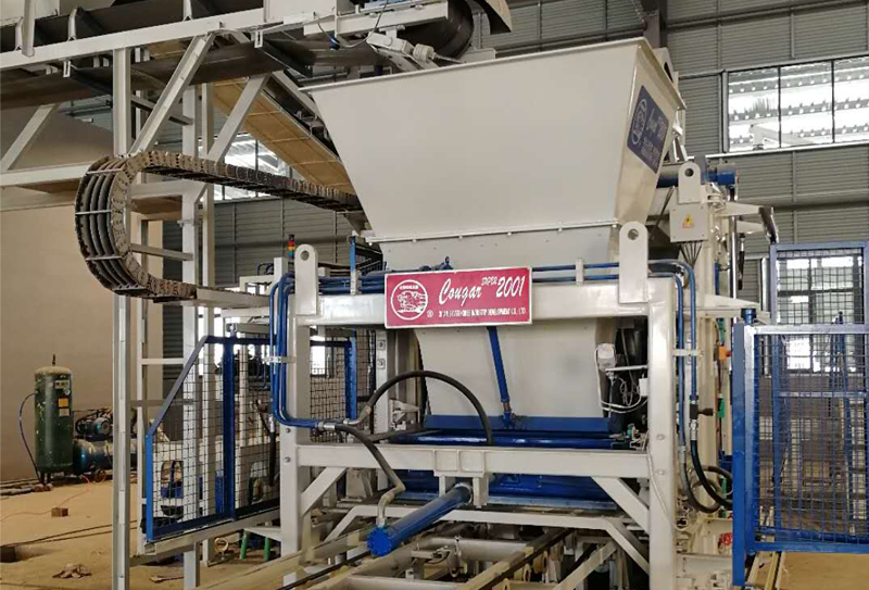 廣場(chǎng)磚制磚機(jī)