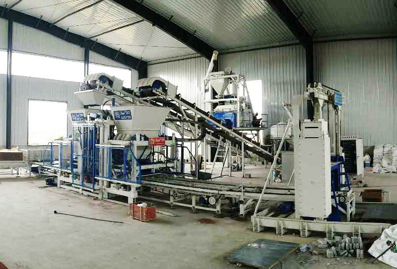 銀馬智能透水磚機(jī)新技術(shù)