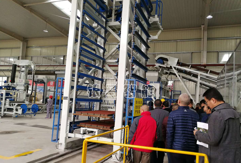 海綿透水磚機(jī)