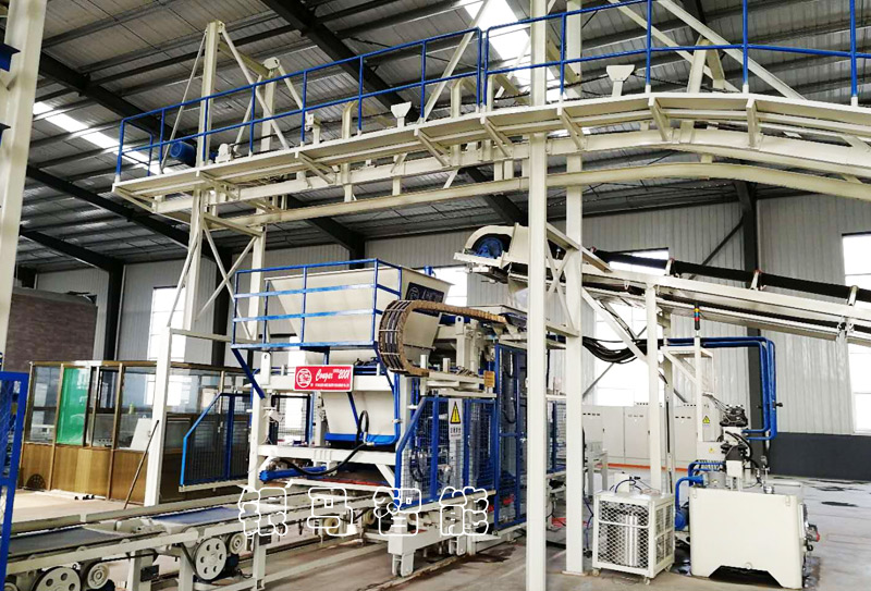 水泥磚全自動磚機：城市的“隱形礦產(chǎn)”你知道嗎？