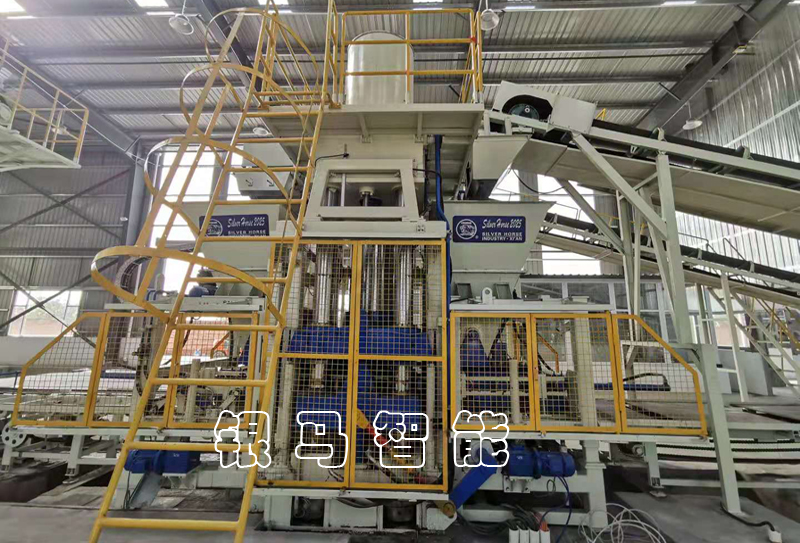 廣場(chǎng)磚機(jī)設(shè)備:砌塊磚機(jī)建筑垃圾再生中的綠色產(chǎn)業(yè)線! 廣場(chǎng)磚機(jī)設(shè)備:砌塊磚機(jī)建筑垃圾再生中的綠色產(chǎn)業(yè)線!