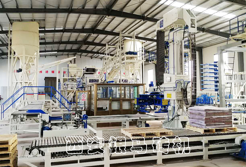 透水磚機(jī)搶占市場(chǎng)“先機(jī)”,成制磚多面手! 透水磚機(jī)搶占市場(chǎng)“先機(jī)”,成制磚多面手!