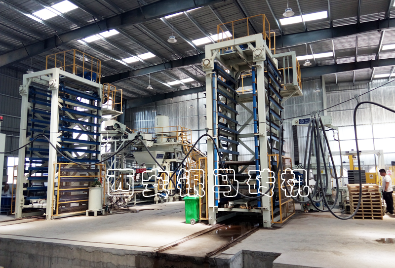 大型靜壓制磚機(jī)借“西風(fēng)” 資源化利用守“青山” 大型靜壓制磚機(jī)借“西風(fēng)” 資源化利用守“青山”