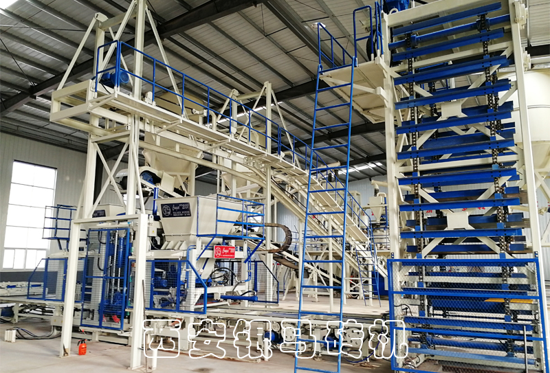 水泥免燒磚機(jī)：新疆“重啟”，銀馬智能讓大愛延續(xù)！