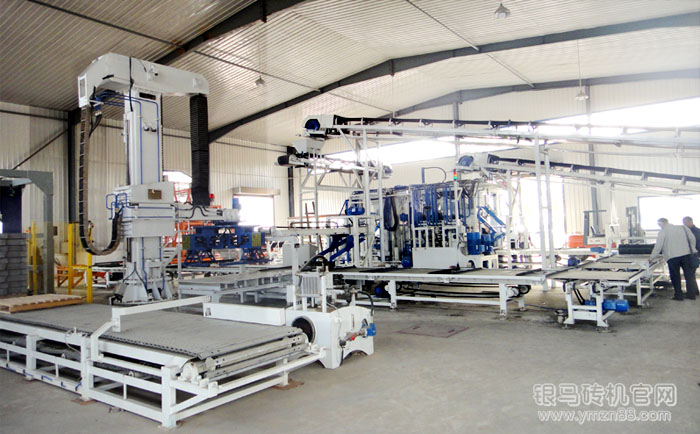 水泥磚機(jī)設(shè)備